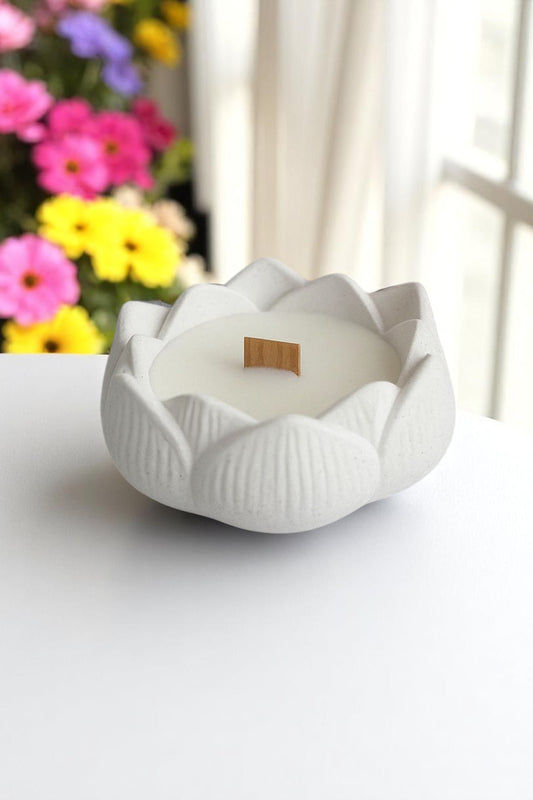 Lotus Model Beyaz Renk Beton Dekoratif Mum