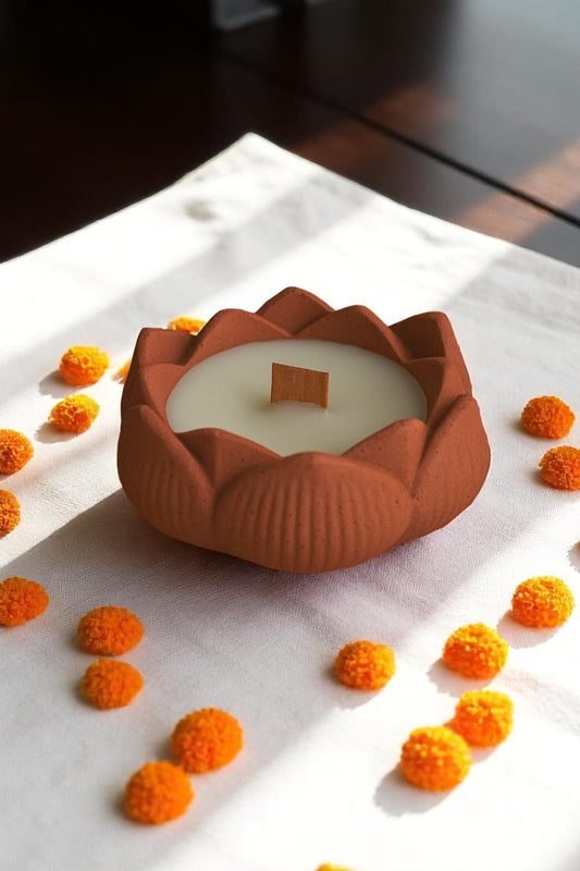 Lotus Model Kiremit Renk Beton Dekoratif Mum